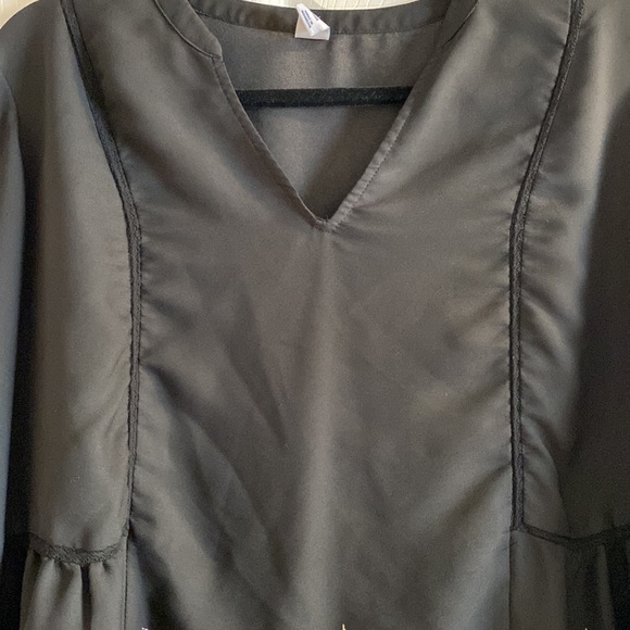 Old navy blouse - Picture 3 of 6